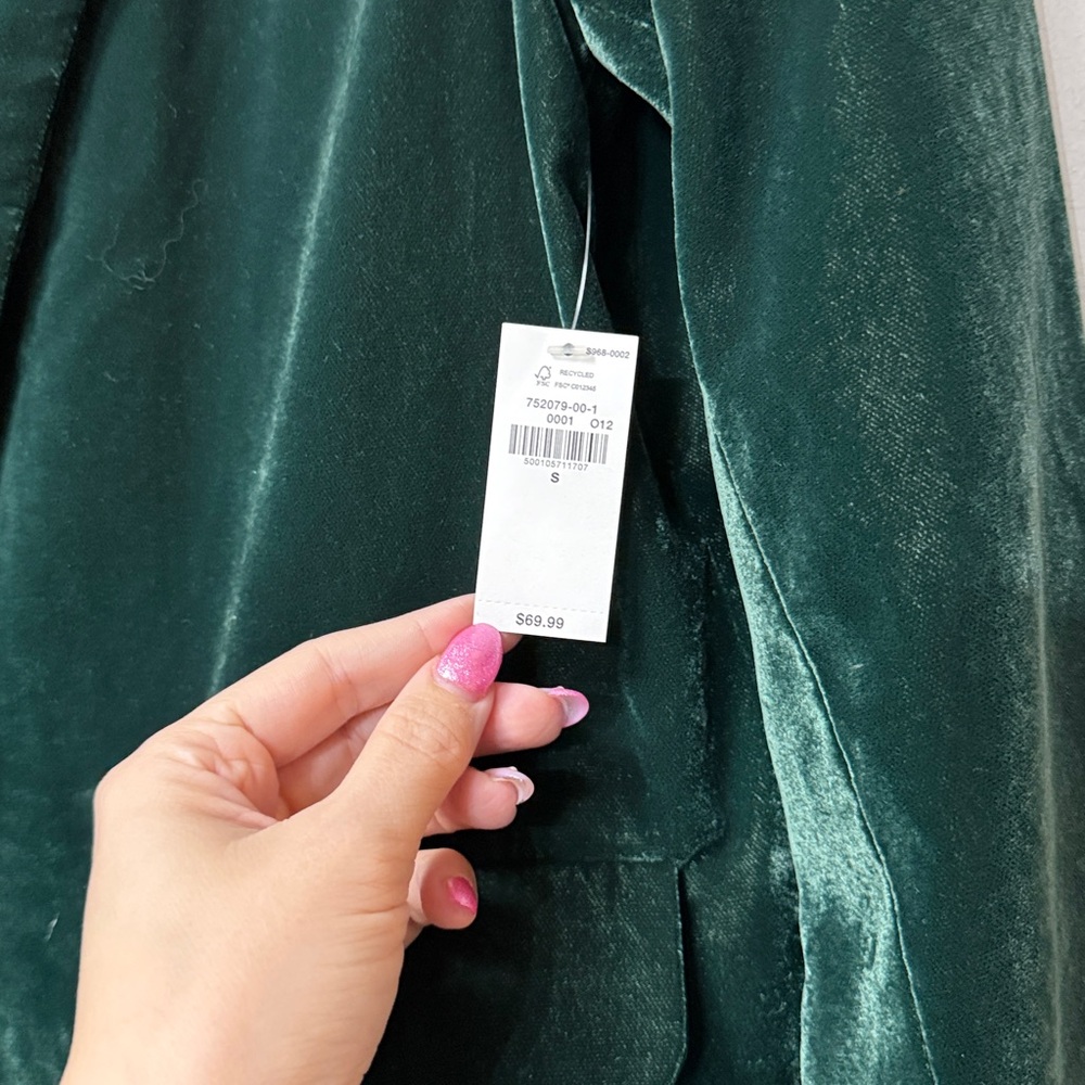 Old Navy Velvet Blazer - Picture 4 of 14